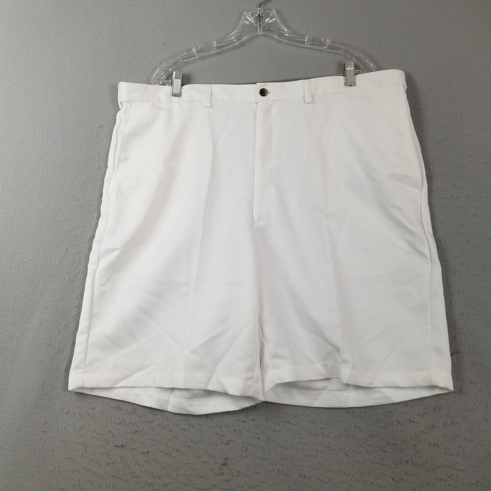 Haggar Shorts Mens 42 White Chino Polyester Microfiber 10 Inseam Casual Summer